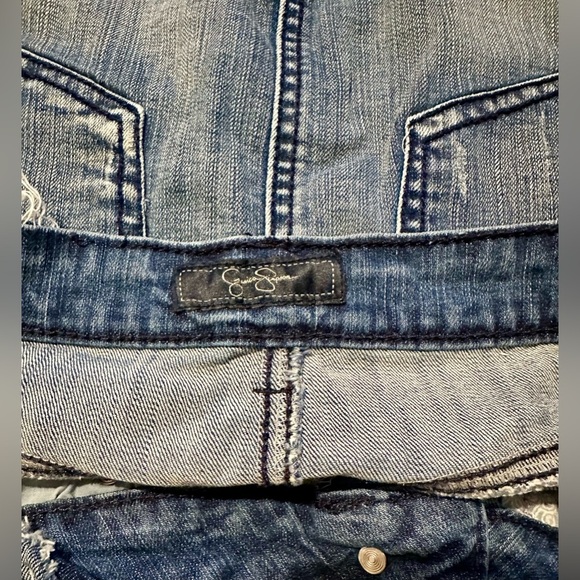 Jessica Simpson Denim Distressed Mini Skirt Size 26​​ - Picture 8 of 8